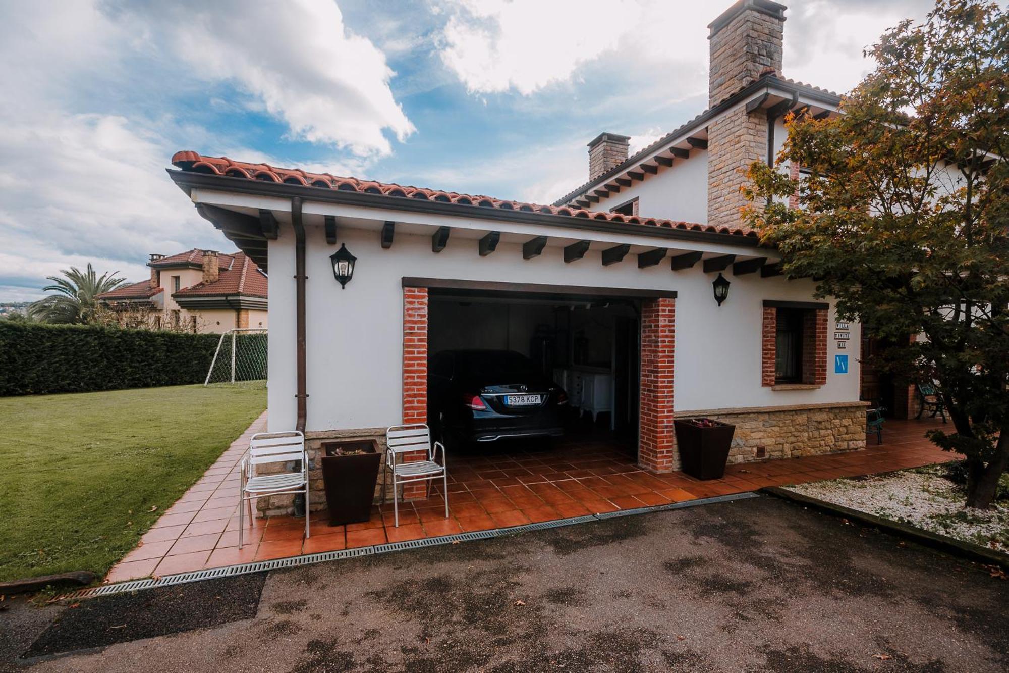 Villa Tiviti Овиедо Екстериор снимка