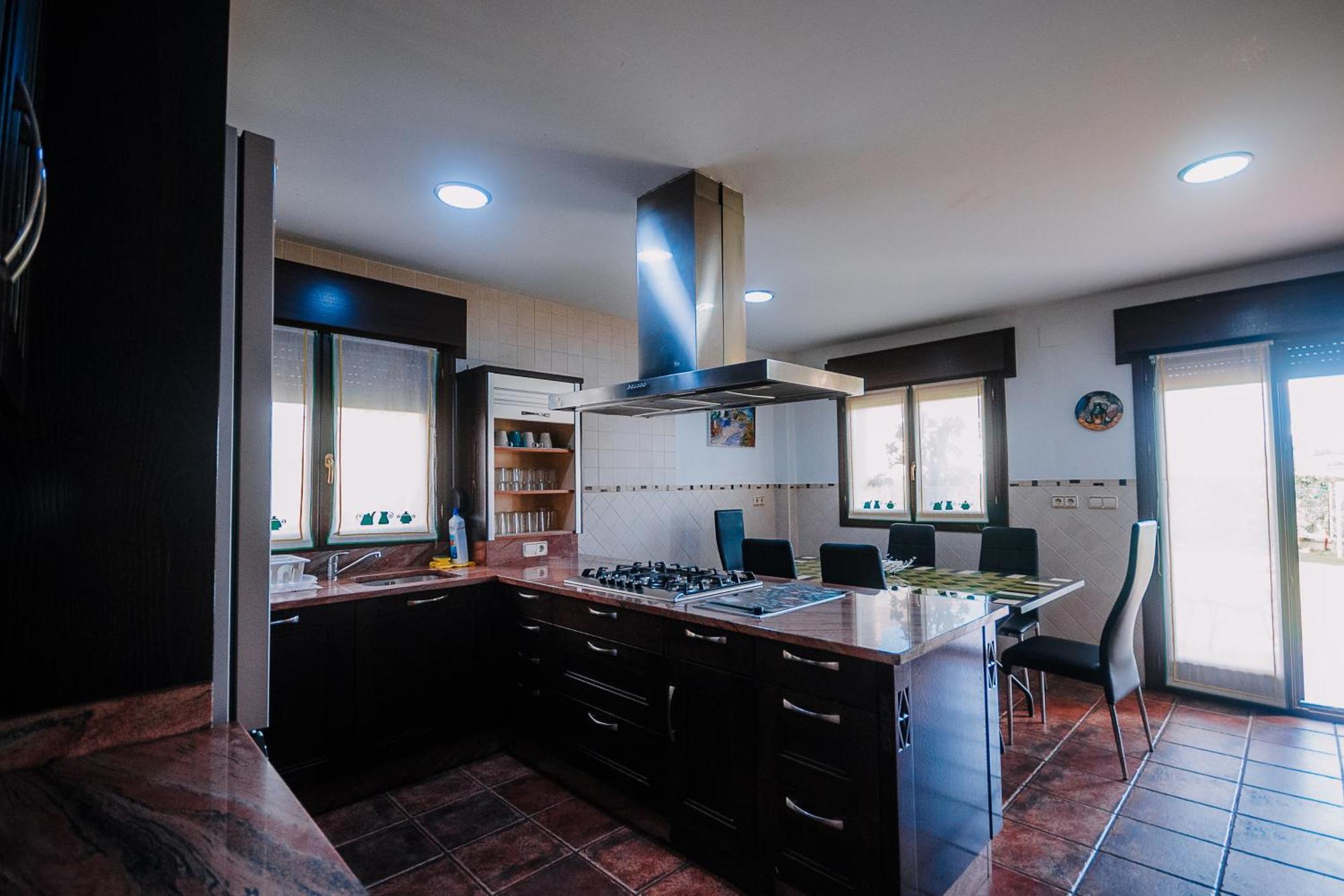 Villa Tiviti Овиедо Екстериор снимка